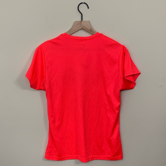 Run Now Wine Later Tech Tee NWOT - Picture 5 of 15